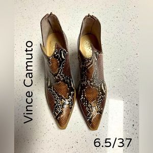 Vince Camuto® Gigietta Ankle boots